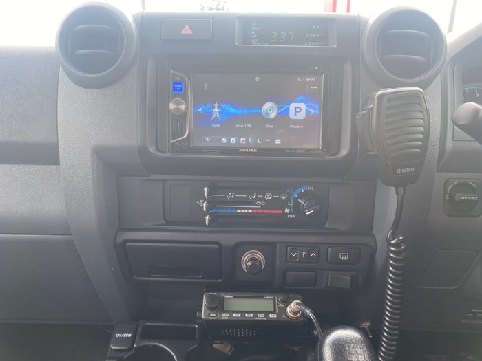 2014 TOYOTA LANDCRUISER GXL (4x4)