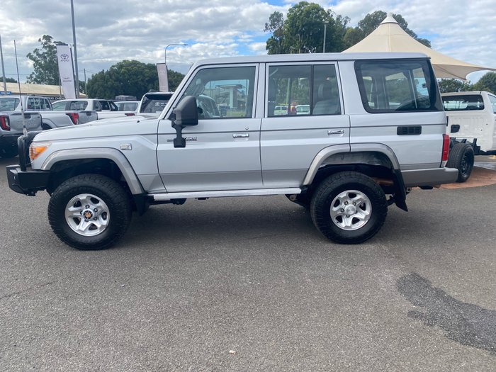 2014 TOYOTA LANDCRUISER GXL (4x4)