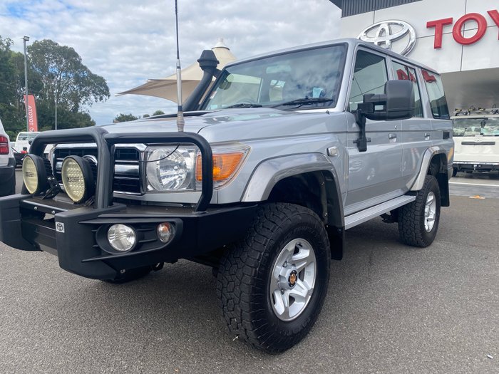 2014 TOYOTA LANDCRUISER GXL (4x4)