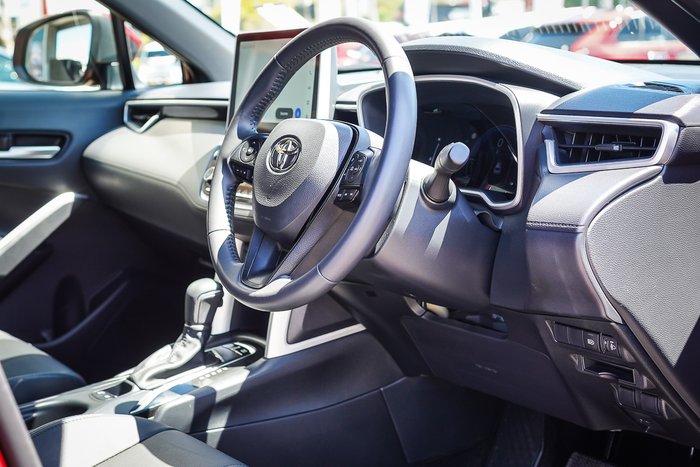 2024 Toyota Corolla Cross Hybrid GXL