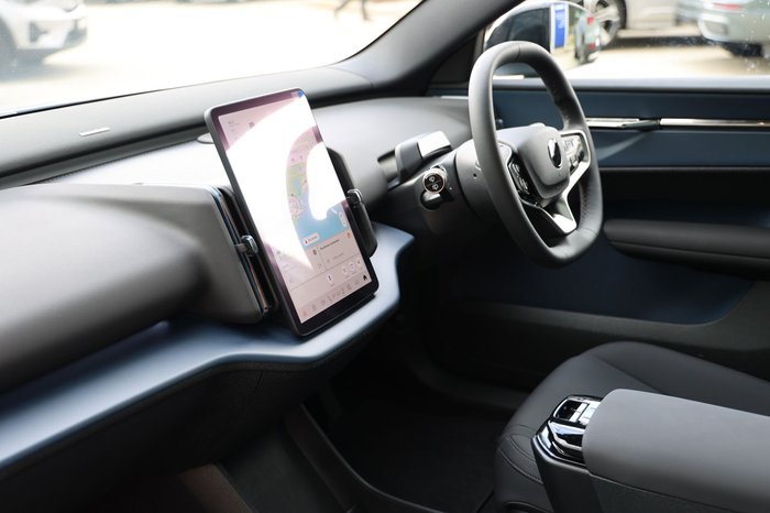 2026 Volvo EX30 Cross Country