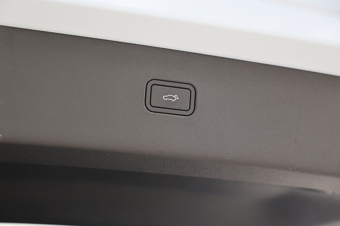 2026 Volvo EX30 Cross Country