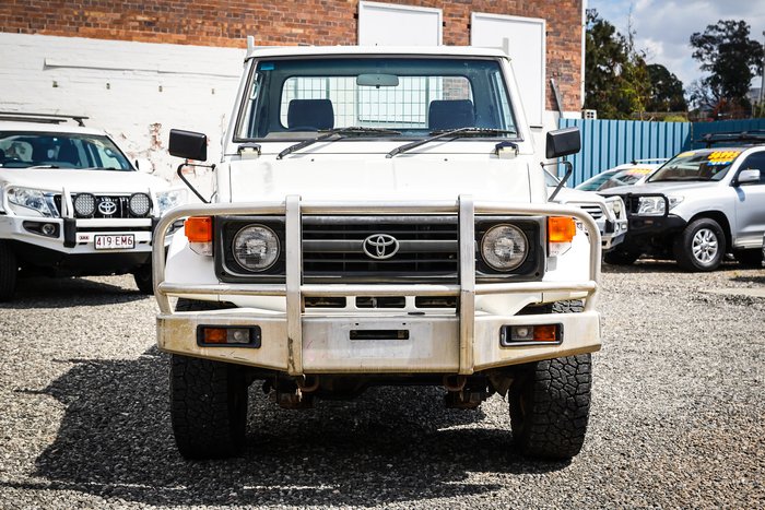 1997 TOYOTA LANDCRUISER (4x4)
