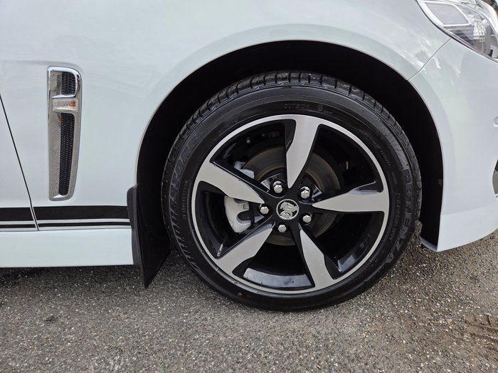 2017 Holden Commodore SV6 VF Series II MY17 WHITE