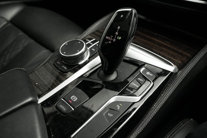 2018 BMW 5 Series 530d Luxury Line