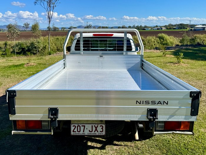 2024 NISSAN NAVARA SL