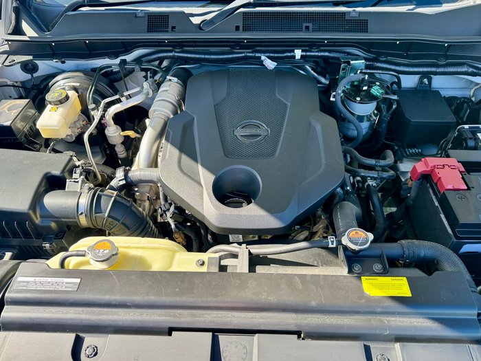 2024 NISSAN NAVARA SL