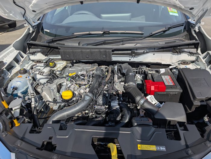 2025 USED VEHICLES JUKE ST+