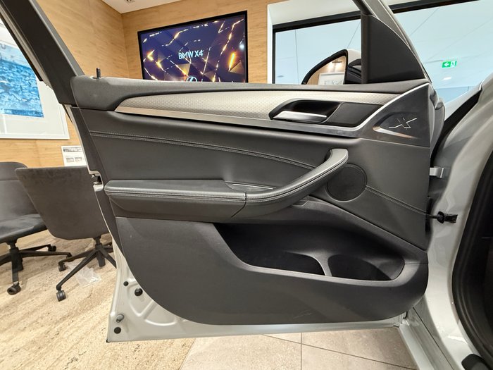 2019 BMW X4 xDRIVE30i M SPORT