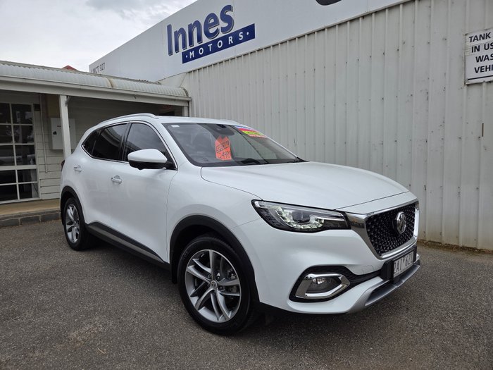 2023 MG HS