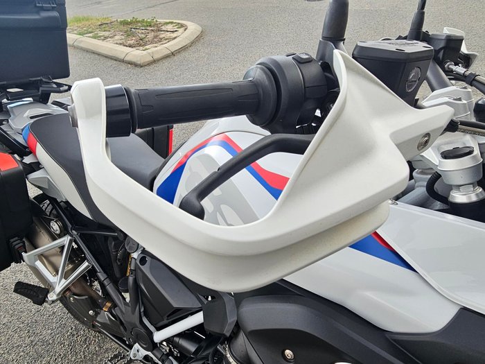 2022 BMW R1250GS Rallye  White