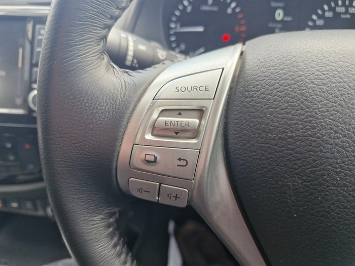 2019 NISSAN NAVARA ST-X (4x4) (LEATHER TRIM) 7 SP AUTOMATIC DUAL CAB P/UP DT4