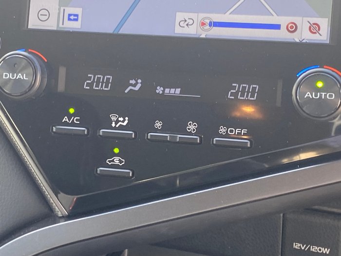 2020 Toyota Camry Hybrid