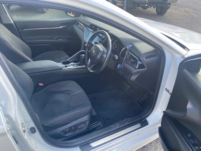 2020 Toyota Camry Hybrid