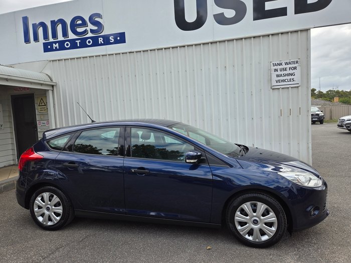 2012 Ford Focus Ambiente LW INK BLUE