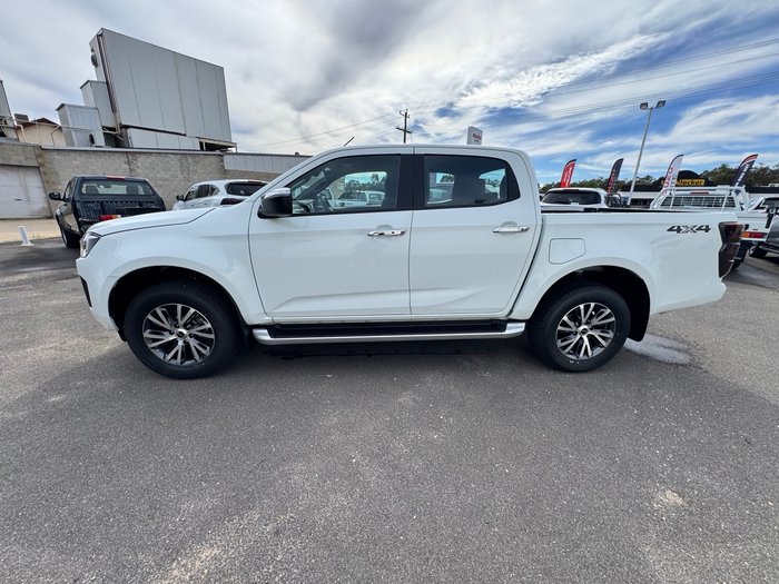 2025 ISUZU D-MAX LS-U