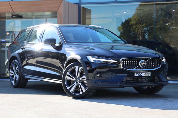 2024 Volvo V60 Cross Country Ultra B5 Bright