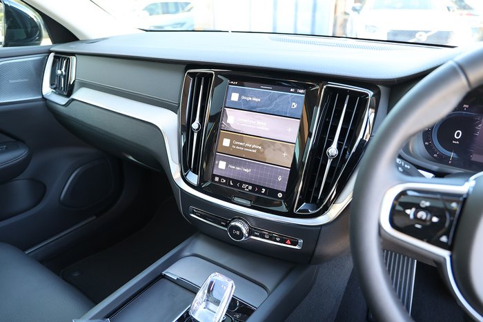 2024 Volvo V60 Cross Country Ultra B5 Bright