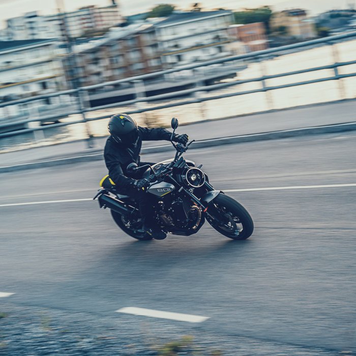 2025 Husqvarna Vitpilen 801