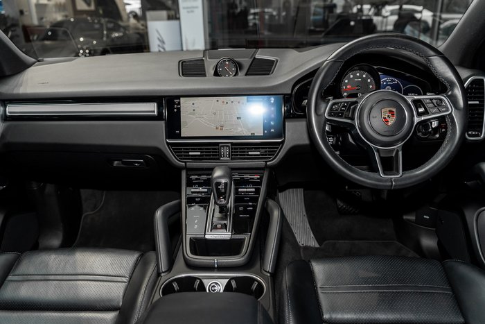 2022 Porsche Cayenne Platinum Edition