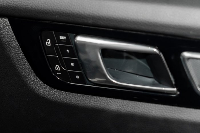 2022 Porsche Cayenne Platinum Edition