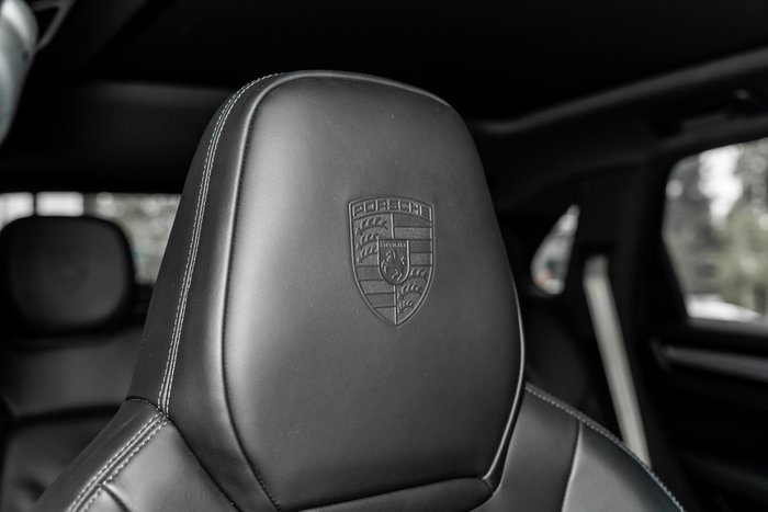 2022 Porsche Cayenne Platinum Edition
