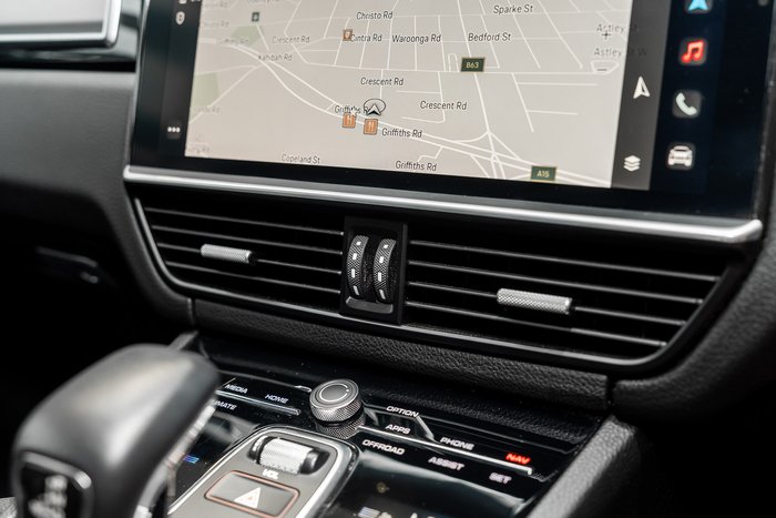 2022 Porsche Cayenne Platinum Edition