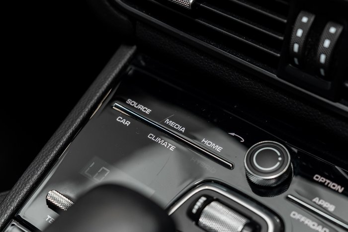 2022 Porsche Cayenne Platinum Edition