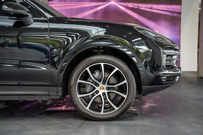 2022 Porsche Cayenne Platinum Edition