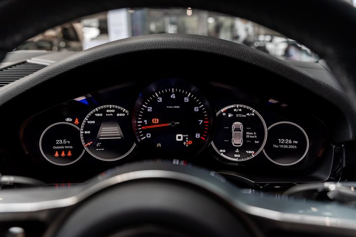 2022 Porsche Cayenne Platinum Edition