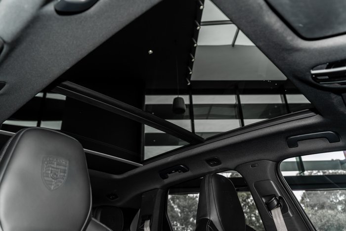 2022 Porsche Cayenne Platinum Edition