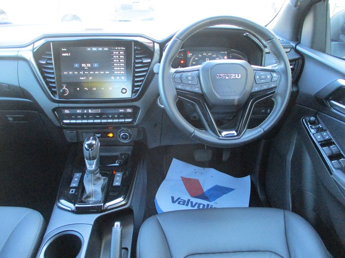 2025 Isuzu D-MAX BLADE MY25.5 White