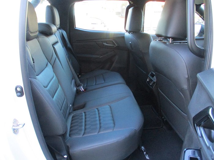 2025 Isuzu D-MAX BLADE MY25.5 White