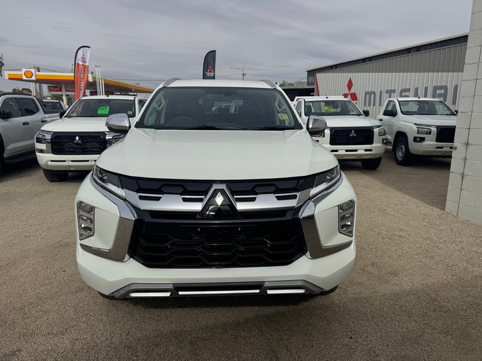2024 MITSUBISHI Pajero Sport GLS