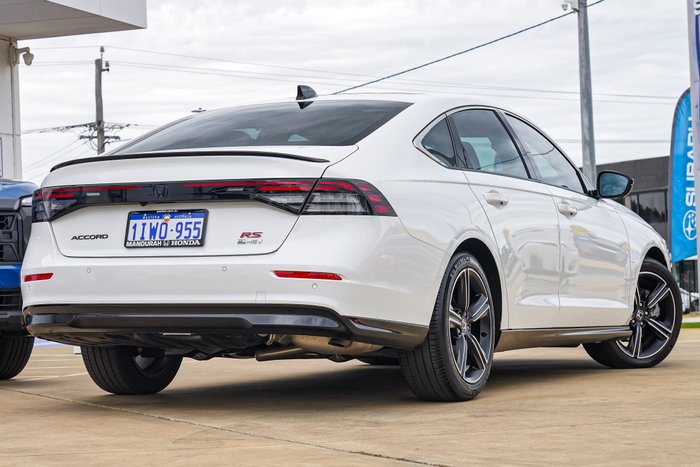 2024 Honda Accord e:HEV RS