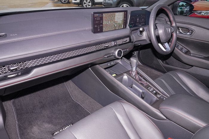 2024 Honda Accord e:HEV RS