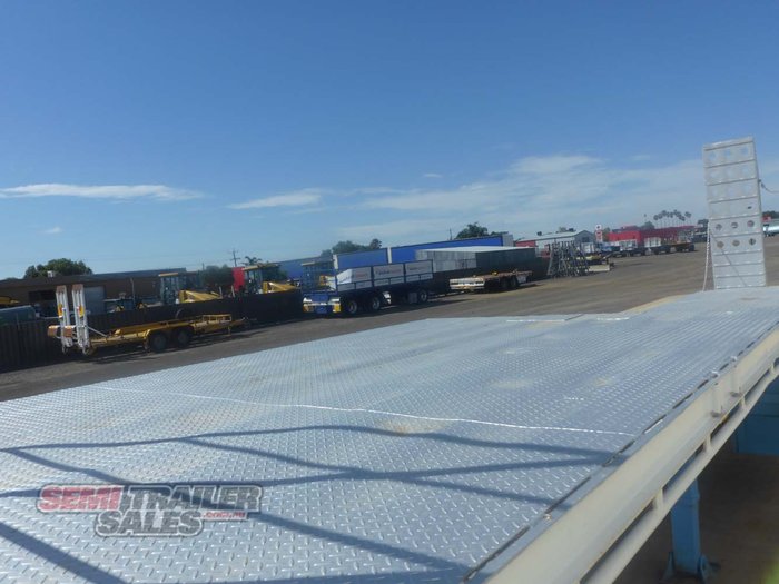 2007 Brimarco Semi Drop Deck with Ramps - RENTAL