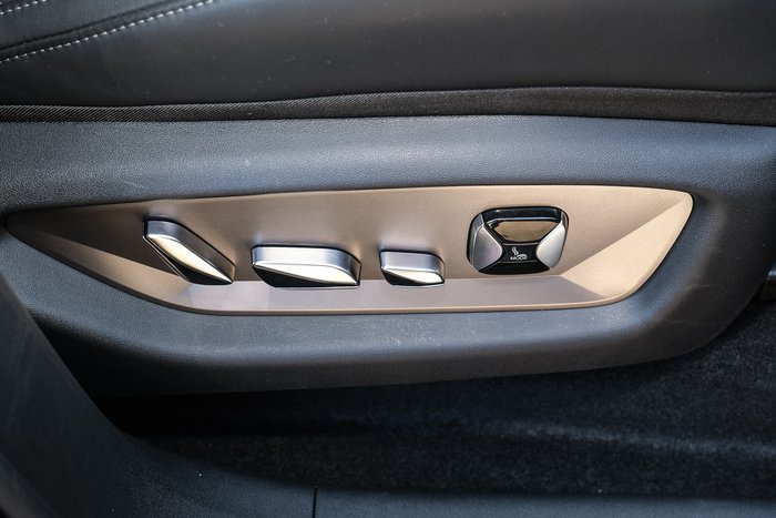 2025 BYD SEALION 8 Premium AWD