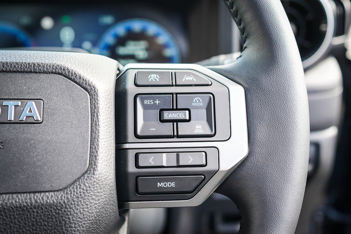 2025 Toyota PRADO Kakadu
