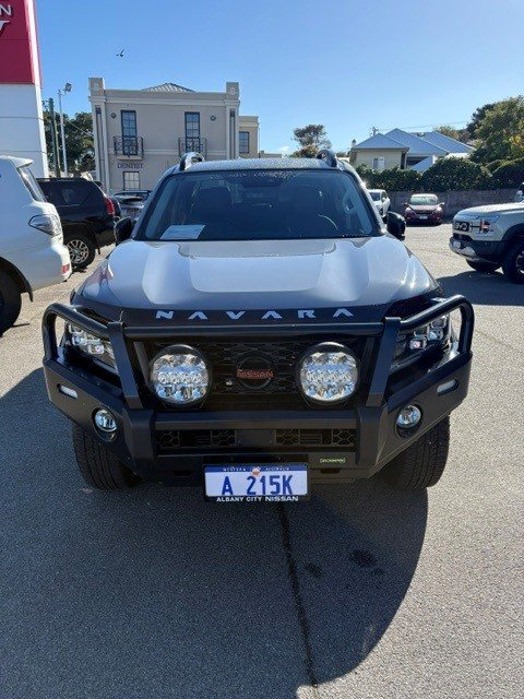 2025 Nissan Navara Pro-4X (4x4)