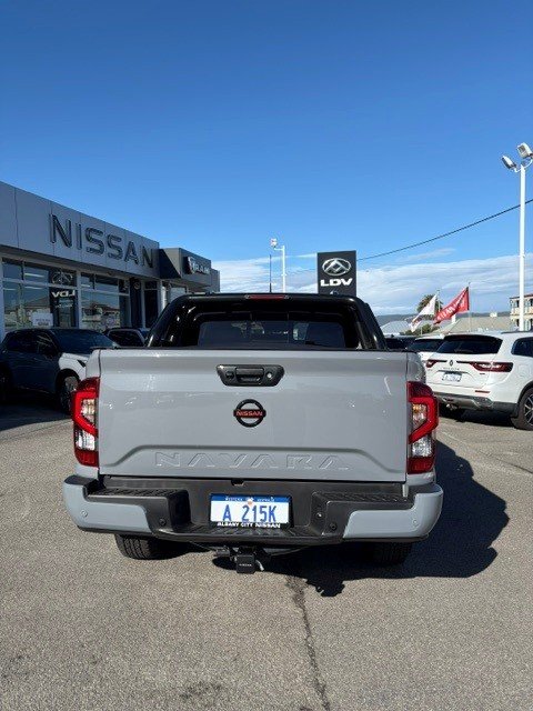 2025 Nissan Navara Pro-4X (4x4)