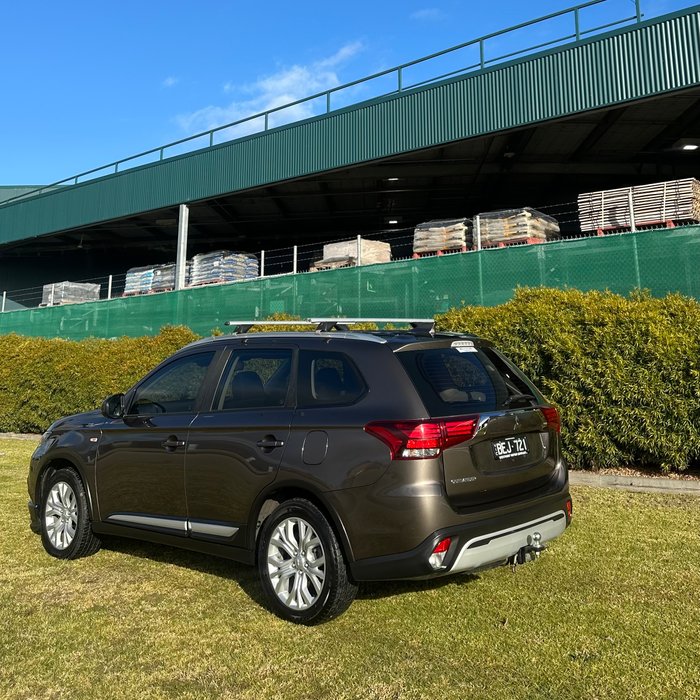 2019 Mitsubishi Outlander ES