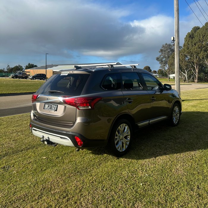 2019 Mitsubishi Outlander ES