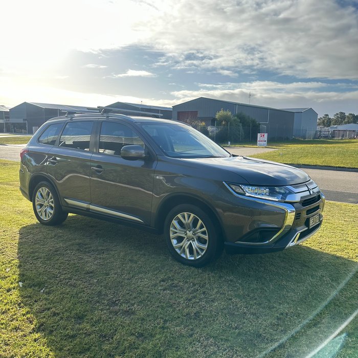 2019 Mitsubishi Outlander ES
