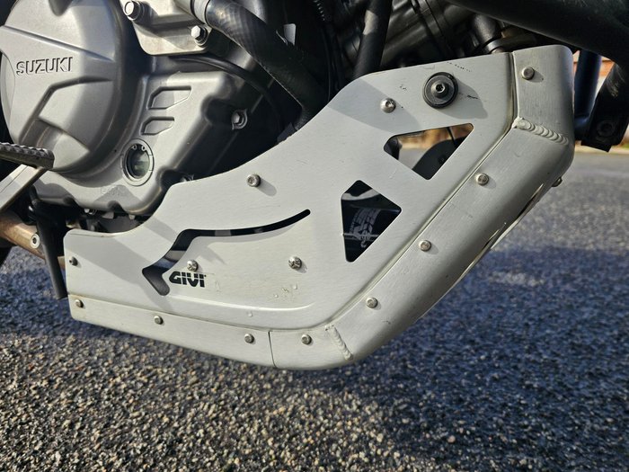 2017 Suzuki DL650L V-STROM White
