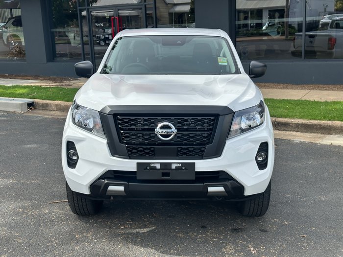 2025 NISSAN NP300 NAVARA SL