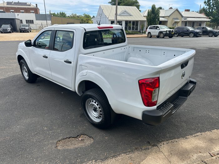 2025 NISSAN NP300 NAVARA SL