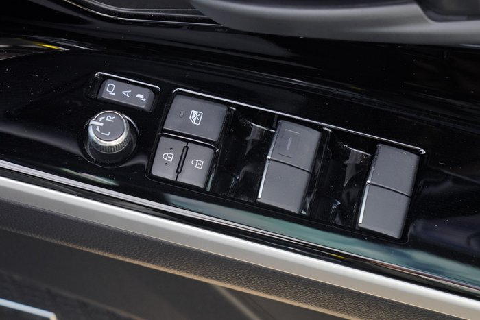 2024 Subaru Solterra AWD Touring