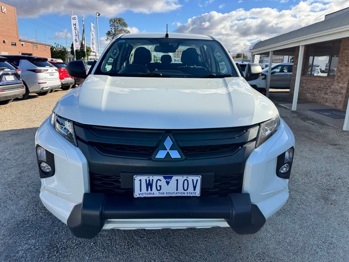 2022 MITSUBISHI Triton GLX