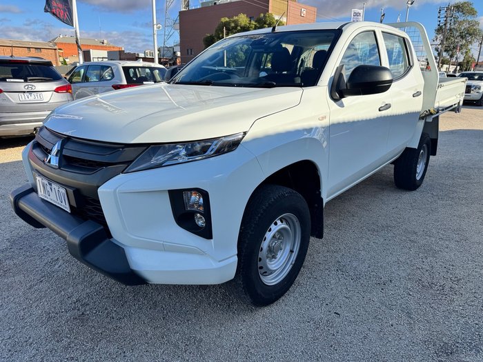 2022 MITSUBISHI Triton GLX